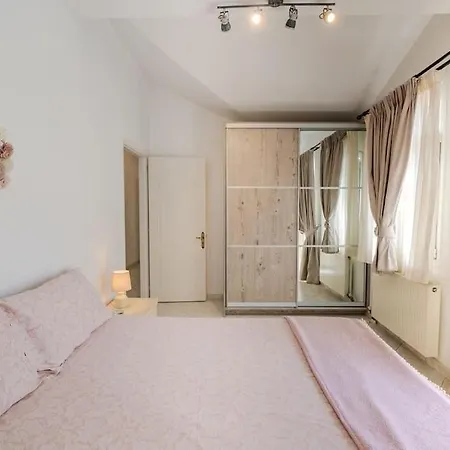 Harbor's Edge * アルゴストリオン